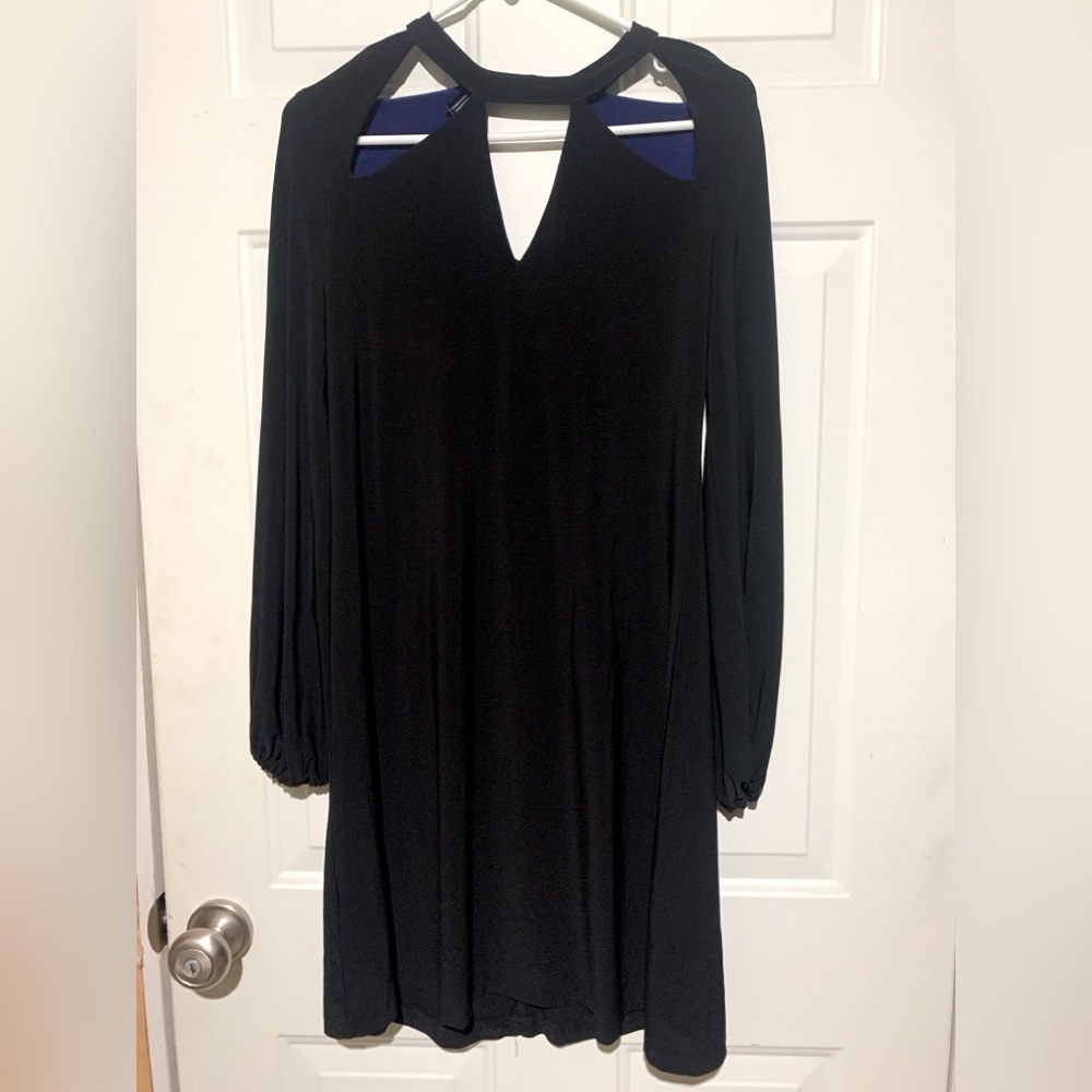 Ladies Medium Black Stretch Dress, Preloved in great condition